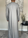 Men’s Silver Grey Omani Thobe Jubbah