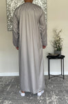 Men’s Shiny Grey Omani Thobe Jubbah with Tassel